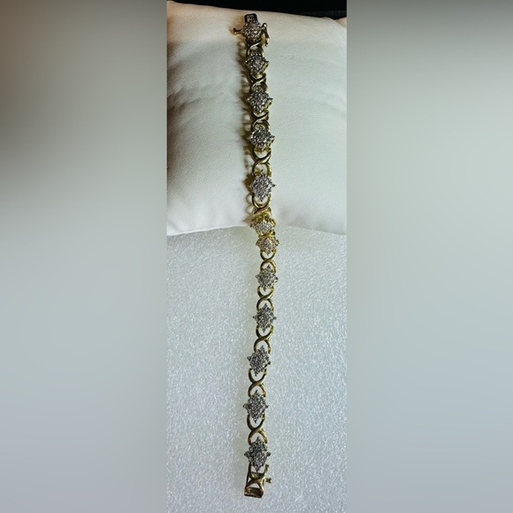 14KT Yellow Gold Diamond in Diamond Shape Panel Link Tennis Bracelet - Picture 7 of 15